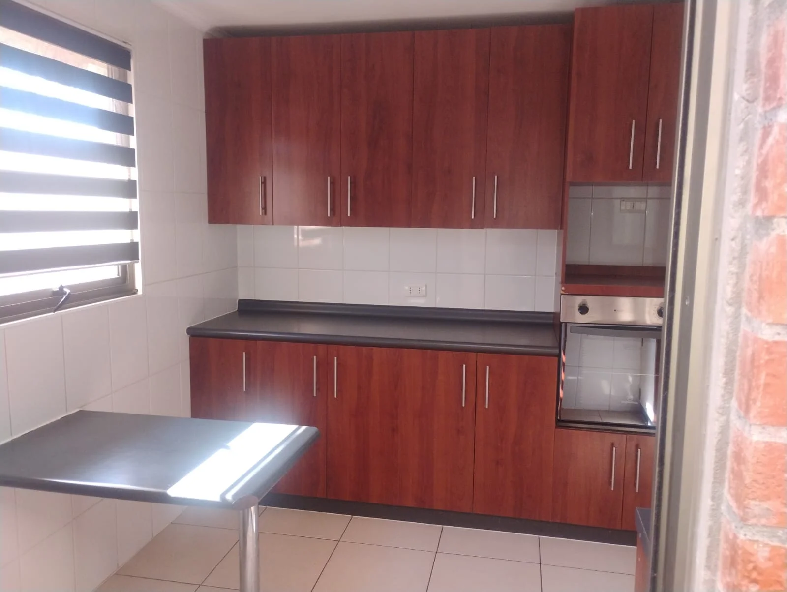 Amplia vivienda en un sector seguro y tranquilo.
